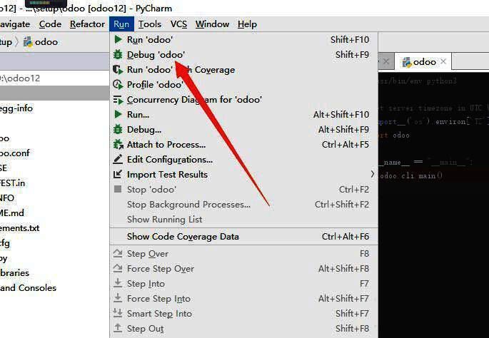 调试控制面板显示程序暂停在断点处的状态
