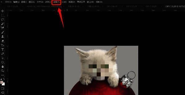 滤镜菜单展开示意图,突出显示消失点选项位置
