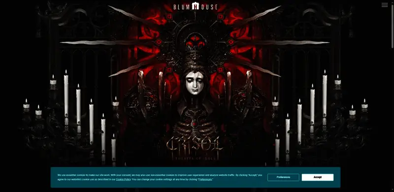 游戏官网截图，页面中央展示游戏LOGO与角色剪影，界面风格阴森神秘