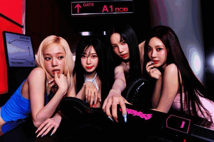 《街霸6》x aespa联动宣传图，街头格斗风格与偶像元素融合