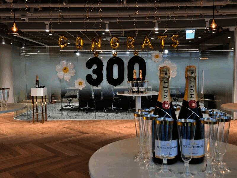 《剑星》宣传画面，主角战斗场景