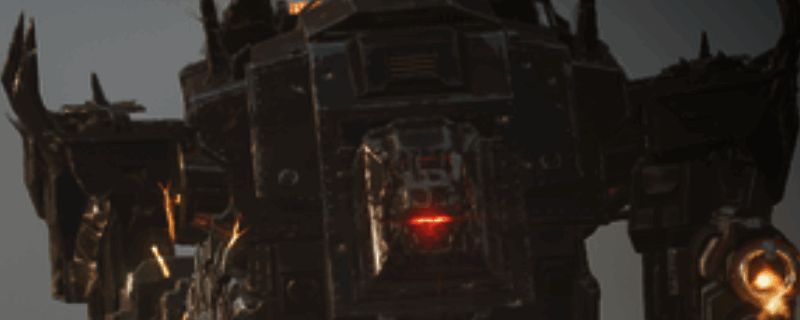 巨型灼烧者正面展示图，全身装甲厚重，左手持火焰喷射器，右手握高速旋转的电锯