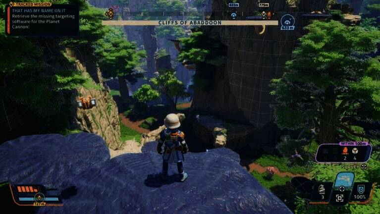 游戏角色设计草图，展示不同种族与生物形态，风格夸张且富有想象力