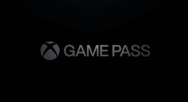Xbox Game Pass界面展示,左侧为订阅服务介绍,右侧为部分可下载游戏列表