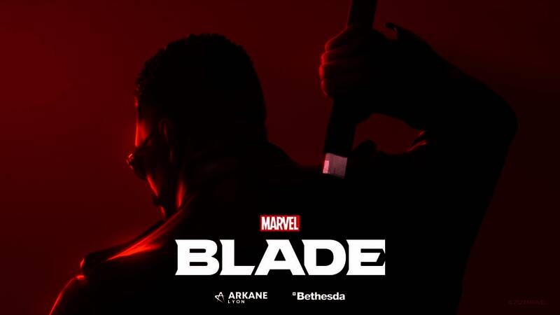 《漫威刀锋战士》游戏LOGO展示画面,背景为暗黑风格的城市剪影