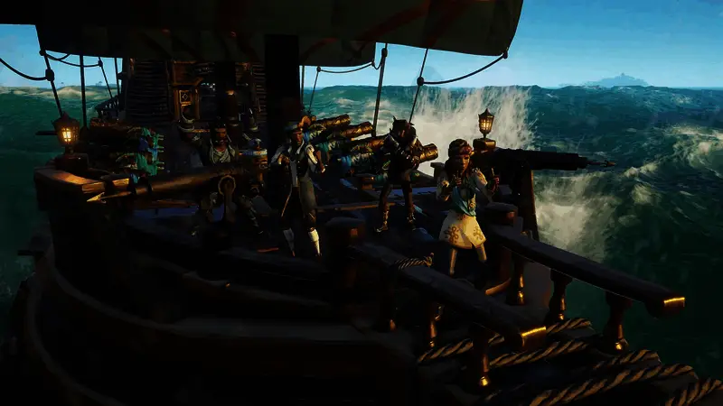 《盗贼之海》游戏画面,海盗船在海面上航行,远处有神秘岛屿和风暴