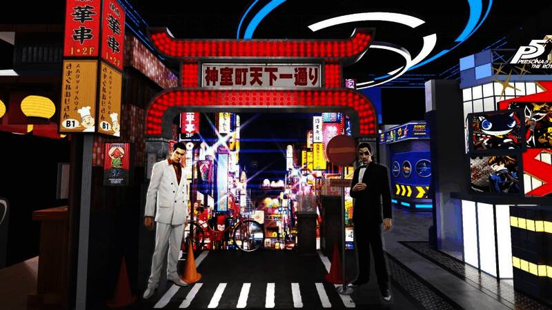 索尼克主题区,蓝色刺猬立像矗立中央,背景为彩虹赛道与加速光效