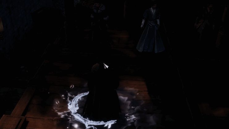 任务对话界面截图,NPC春晴站在庭院中,头顶显示任务提示‘婚前思忧’,玩家选项清晰可见