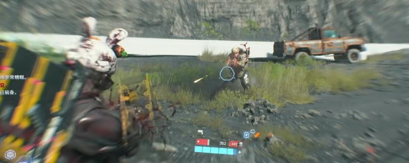 《死亡搁浅2》游戏中主角手持枪械准备切换战斗模式的界面截图，UI显示L2+R2+O组合键提示