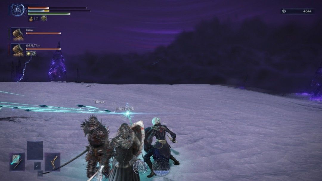 三位女性角色分别施展远程法术，能量光束交织轰击空中的永夜巨颚