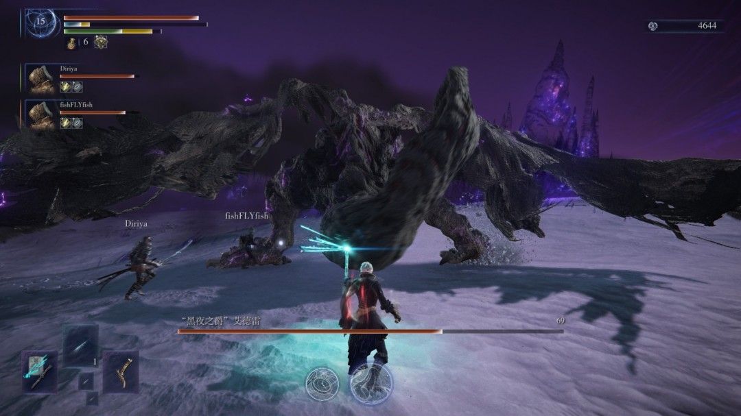 永夜巨颚被击败后坠落雪地，身躯碎裂，天空裂开一道紫色光芒