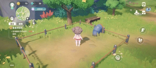 玩家自制收益对比柱状图：X轴为产品名称，Y轴为单位原料金币收益，爆米花（43）、葡萄粉（10）、玉米粉（21）三柱显著突出，其余产品柱体低矮灰暗