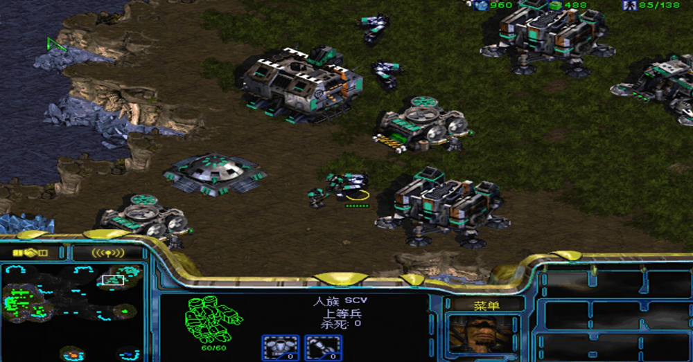 KK客户端地图库界面:顶部搜索栏醒目,中部为瀑布流式地图缩略图墙,每张图标注名称、上传时间、热度值与‘已适配1.08b’标签