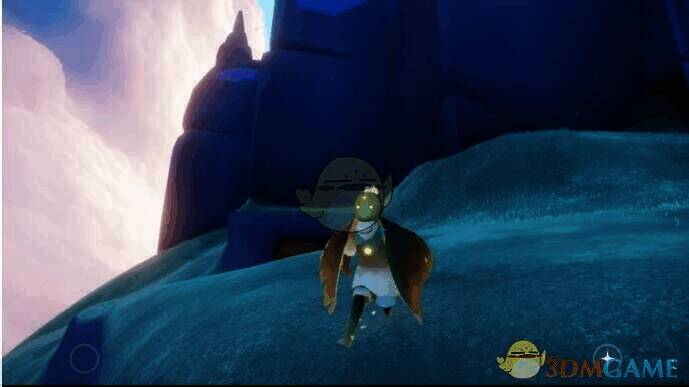 晨岛大殿左侧洞穴位置