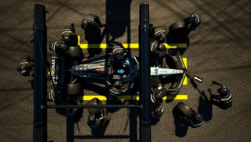 F1车队经理2024镜头视角画面